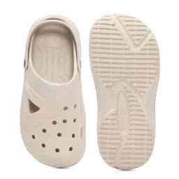 GRAGE Men Rubber Clogs image 3