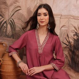 Sangria Women Yoke Design Thread Work Detail Pleated Kurta with Trousers-picture-22