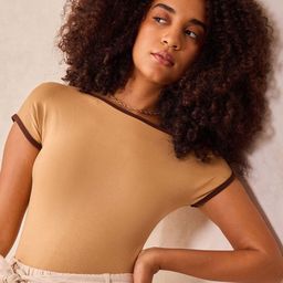 Outzidr Women Extended Sleeves Fitted Top-picture-35