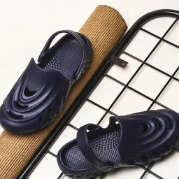 BERSACHE Men Clogs image 3