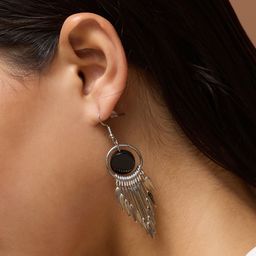 SOHI The Lancia Silver-Plated Onyx Drop Earrings-16