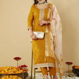 MOKOSH Floral Embroidered Sequinned Straight Kurta with Trouser & Dupatta image 4