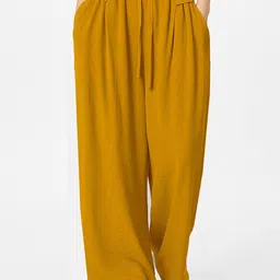 CLAFOUTIS Women High Rise Pleated Travel Features Pocket Detailing Parallel Trousers-picture-4