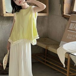 LULU & SKY Girls Top with Capris-image-51