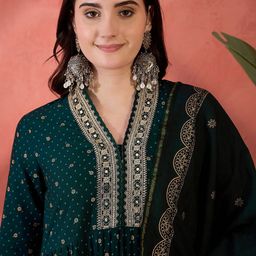 Sangria Bandhani Printed & Flared Kurta, Trousers & Dupatta Set image 5