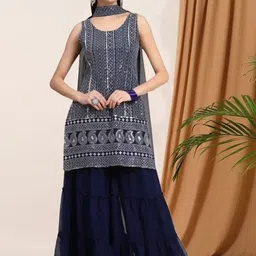 PARROT CREATION Geometric Embroidered Georgette Straight Kurti With Palazzos And Dupatta-29