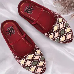 YK Girls Maroon Embellished Synthetic Leather Flats-picture-11
