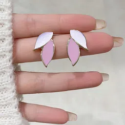 VAGHBHATT Silver-Plated Leaf Shaped Enamelled Studs-55