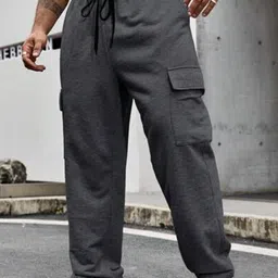 The Modern Soul Men Cotton Relaxed-Fit Mid-Rise Cargo Track Pant-picture-11