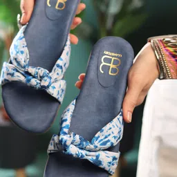 GLAM STORY Women Printed Open Toe Flats-image-9
