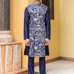 PATR Floral Embroidered Mandarin Collar Straight Kurta With Trousers-image-32