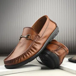 Overdrive Men Round Toe Lightweight Leather Loafers-image-85