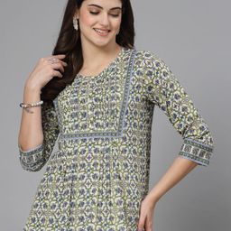 QOMN Women Floral Printed Cotton Top-image-55