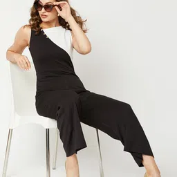 The Roadster Lifestyle CoColorblocked Textured Jumpsuit-picture-18