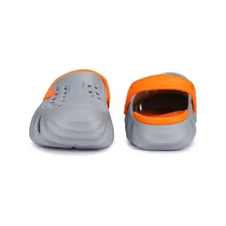 BERSACHE Girls Set Of 2 Ultra Soft Technology Clogs image 4