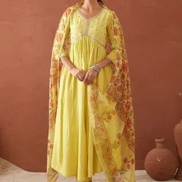MAAND Women Embroidered Empire Mirror Work Pure Silk Kurta Set With Dupatta-picture-35