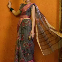 Sangria Printed Saree With Blouse image 5