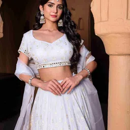 The Front Row Embellished Ready to Wear Lehenga & Blouse With Dupatta image 3