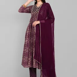 NIZA FASHION Women Floral Embroidered Kurta with Trousers & Dupatta-26