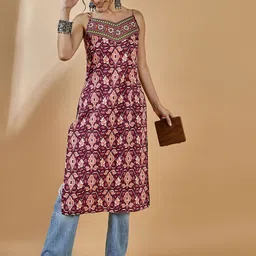 WineRed Women Geometric Printed Kurta-16