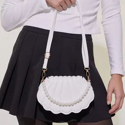 Styli Women Sea Shell Shaped Baguette Sling Bag-16