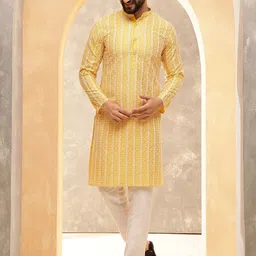 Anouk Yellow Geometric Embroidered Mandarin Collar Straight Pure Cotton Kurta with Pyjamas-image-40