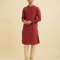 Manyavar Men Floral Embroidered Sequinned Mandarin Collar Kurta With Pyjamas-picture-14