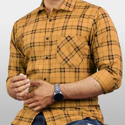 surhi Men Regular Fit Checkered Spread Collar Casual Shirt-picture-18