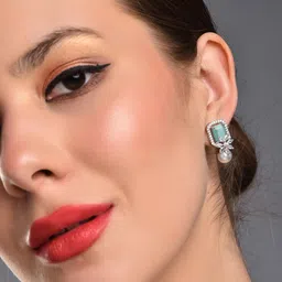 Reenisaa Rhodium-Plated Artificial Stones Studded And Pearls Beaded Square Shaped Studs image 4