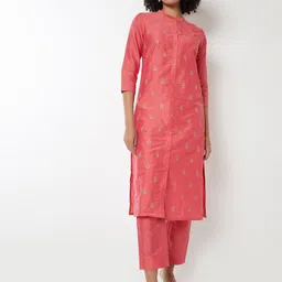 max Floral Embroidered Thread Work Mandarin Collar Straight Kurta With Trousers-picture-39