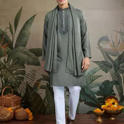 ODETTE Geometric Yoke Design Stitched Mirror Work Kurta-picture-23