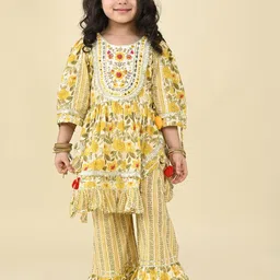 LIL PITAARA Girls Floral Printed Regular Gotta Patti Pure Cotton Kurti with Palazzos-image-77