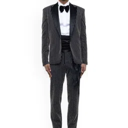SDS By Kushal Shah Embellished Single Breasted Tailored Fit Three-Piece Suit-image-7