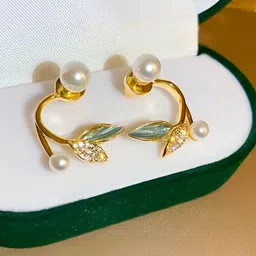 COOLWOOL Korean Gold-Plated Pearls Beaded Contemporary Studs-27
