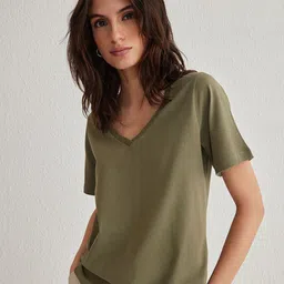 Trendyol Women V-Neck Extended Sleeves Pockets T-shirt-image-93