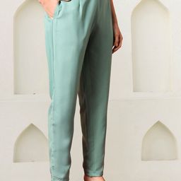 Navlik Women Printed Regular Thread Work Kurta with Trousers & Dupatta image 2