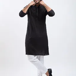 VASTRAMAY Men Embroidered Regular Thread Work Kurta with Pyjamas-38