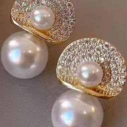 FashionAmora Women Gold Earrings-picture-4