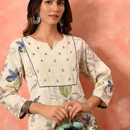 Sangria Women Floral Printed Cotton Kurta with Trousers-image-40