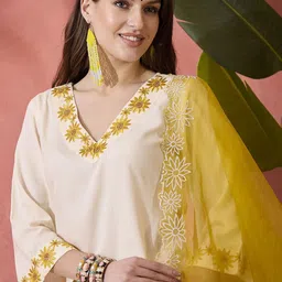 Sangria Cream Floral Embroidered V-Neck Straight Kurta With Trouser And Dupatta-picture-48