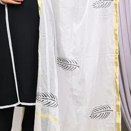 Indi INSIDE Floral Block Printed Dupatta image 3