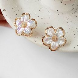 DressBerry Gold-Plated Pearls Beaded Korean Floral Shaped Studs-14
