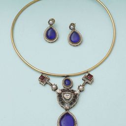 Niscka Gold-Plated Kundan-Studded Jewellery Set-17