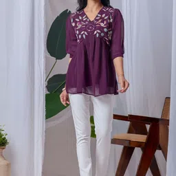 ZELZIS Floral Embroidered Georgette Tunic-picture-21