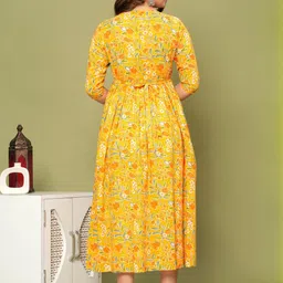 FASHION CLOUD Printed Maternity Kurta with Feeding Zip-28