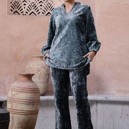 RangDeep Embellished Mandarin Collar Three-Quarter Sleeves Top With Trouser-image-69