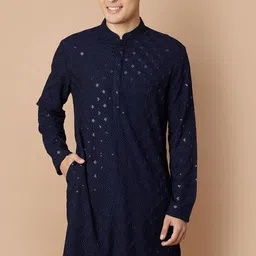 Melange by Lifestyle Geometric Embroidered Mandarin Collar Thread Work Kurta-36
