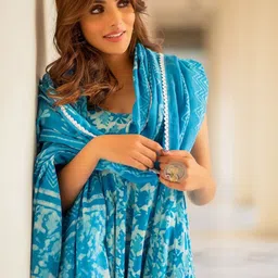 DIVASTRI Floral Printed Regular Anarkali Kurta with Trousers & Dupatta image 3