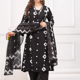 Dholiwal Fashion Women Geometric Printed Kurta with Palazzo & Dupatta-56