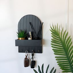 Cinch Home Black Textured Wall-Mounted Key Holder With Shelf-24